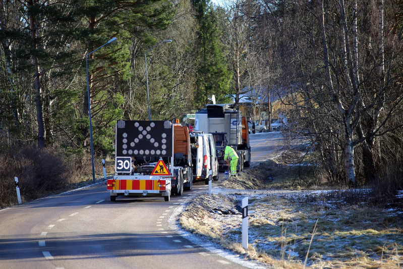 Flera fordon i krock på E4 – en person till sjukhus